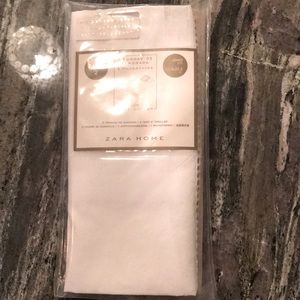 Zara NEW Set of 2 Euro Square White Shams